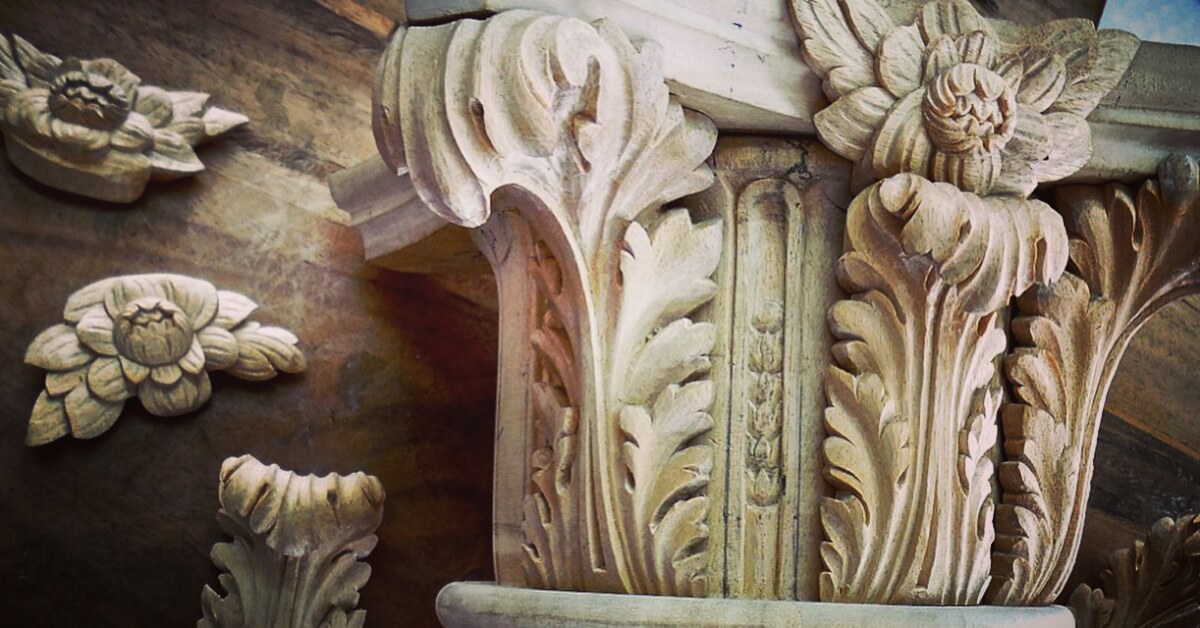 Detail of hand-carved Versailles-style Corinthian capital by Agrell Architectural Carving