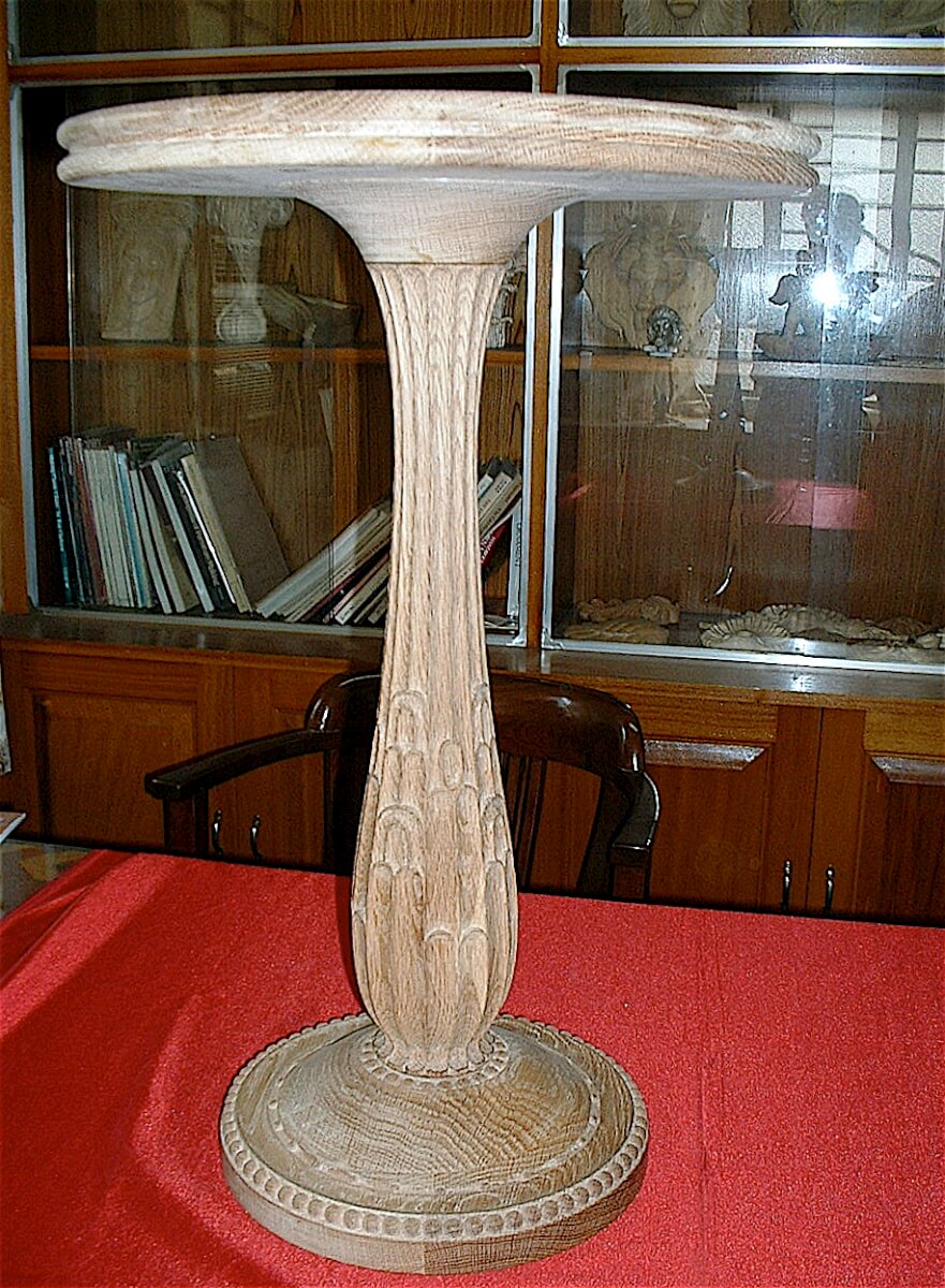 Rateau-inspired oak side table